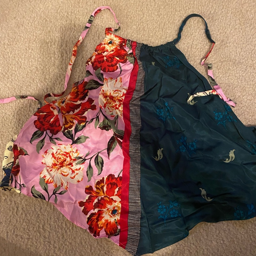 Floral and Patterned Halter Top - Picture 6 of 6